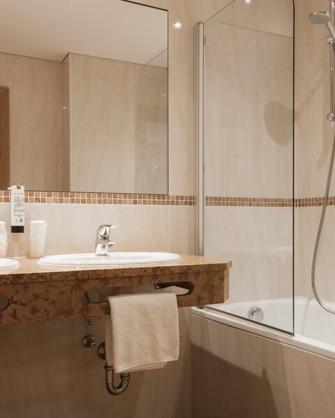 Junior Suite II ► Familienresort Tirol, Ried/Oberinntal