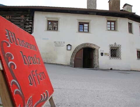 Ausflugsziele nahe des Aktivhotels im Tiroler Oberland Ausflugsziele nahe des Aktivhotels im Tiroler Oberland